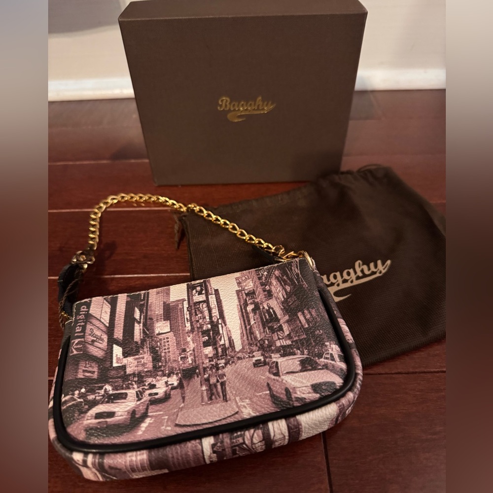 Bagghy Baby Small NYC Women's Bag